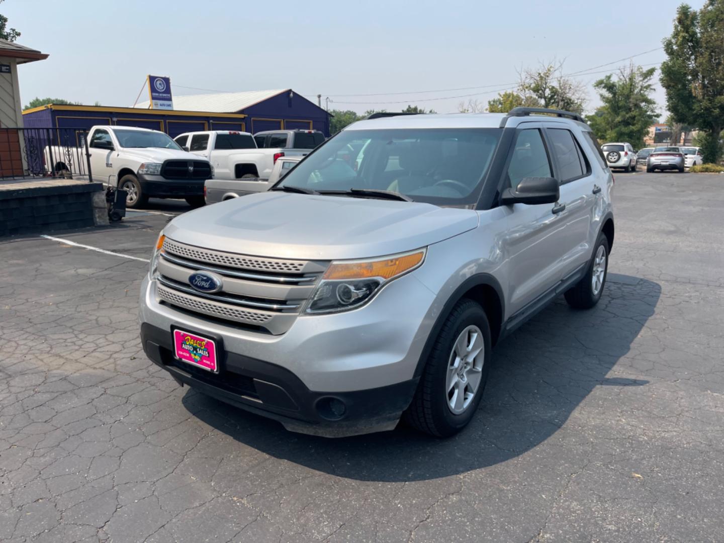 2014 Silver /Grey Ford Explorer XLT (1FM5K8B89EG) with an 3.5 V6 engine, AT transmission, located at 813 E Fairview Ave, Meridian , ID, 83642, (208) 336-8230, 43.618851, -116.384010 - Photo#1