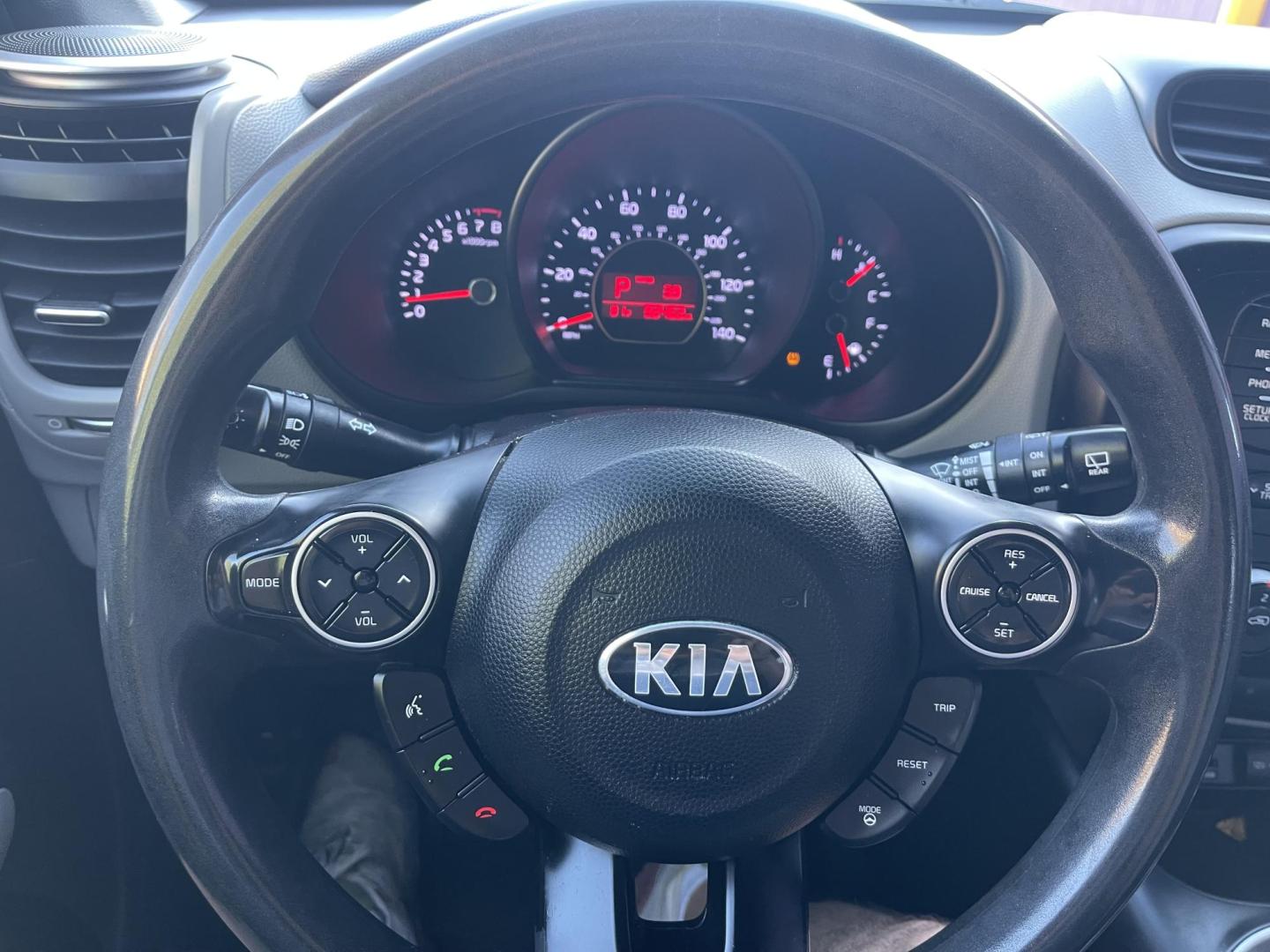 2014 Silver /Black Kia Soul + (KNDJP3A56E7) with an 2.0L L4 DOHC 16V engine, 6-Speed Automatic transmission, located at 813 E Fairview Ave, Meridian , ID, 83642, (208) 336-8230, 43.618851, -116.384010 - Photo#10