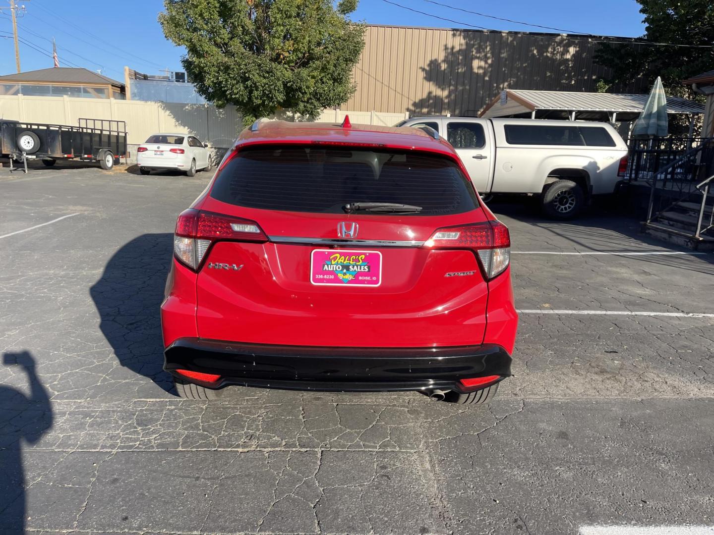 2019 RED /Black Honda HR-V Sport (3CZRU5H1XKG) with an 1.8L L4 DOHC 16V engine, CVT transmission, located at 813 E Fairview Ave, Meridian , ID, 83642, (208) 336-8230, 43.618851, -116.384010 - Photo#4